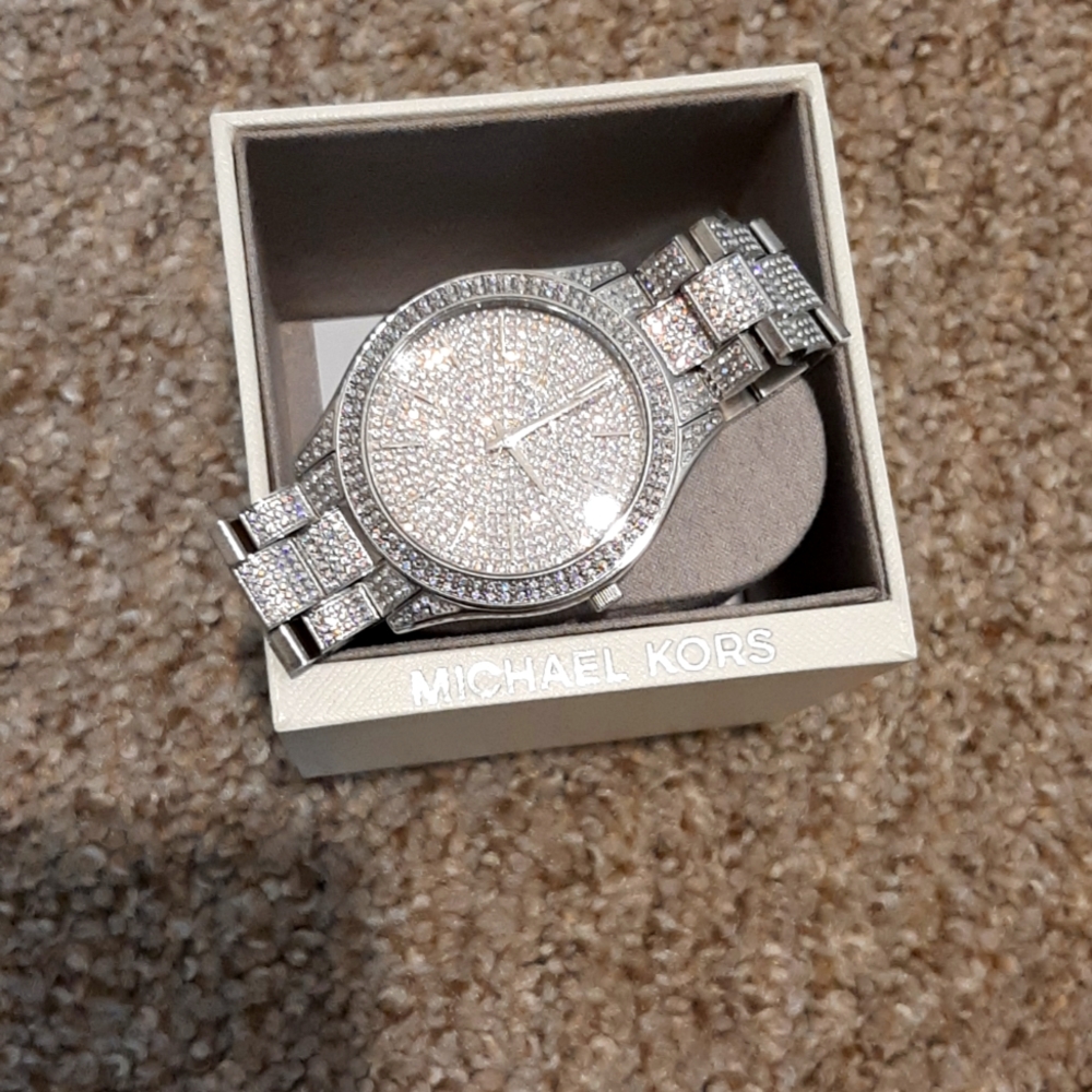 Michael kors silver watch